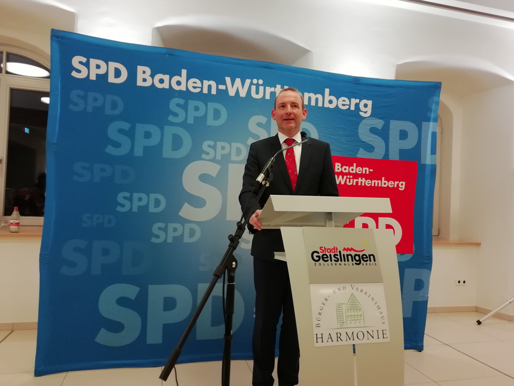 Dieter Heidtmann spricht beim Neujahrempfang 2019 der SPD Zollernalb